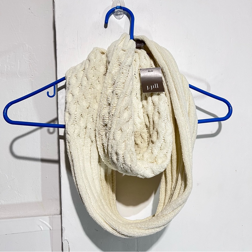 J.jill scarf ivory fluffy knit: :Box 0W3: - Picture 1 of 9